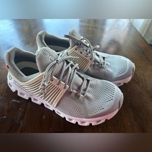 VGUC on cloud Women’s 9.5